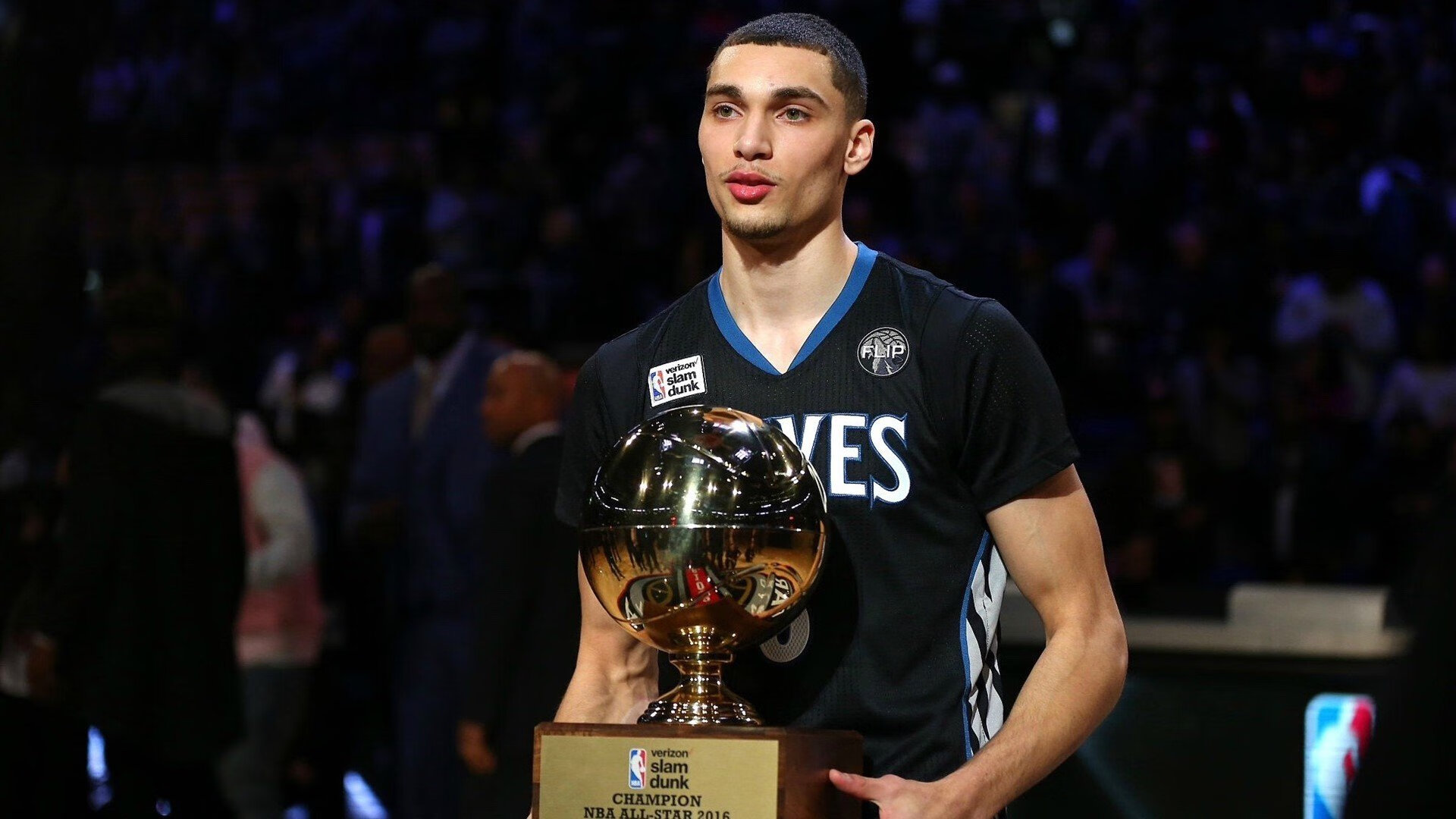 主场票务系统优化减少拥堵提升观众入场效率，场馆票务